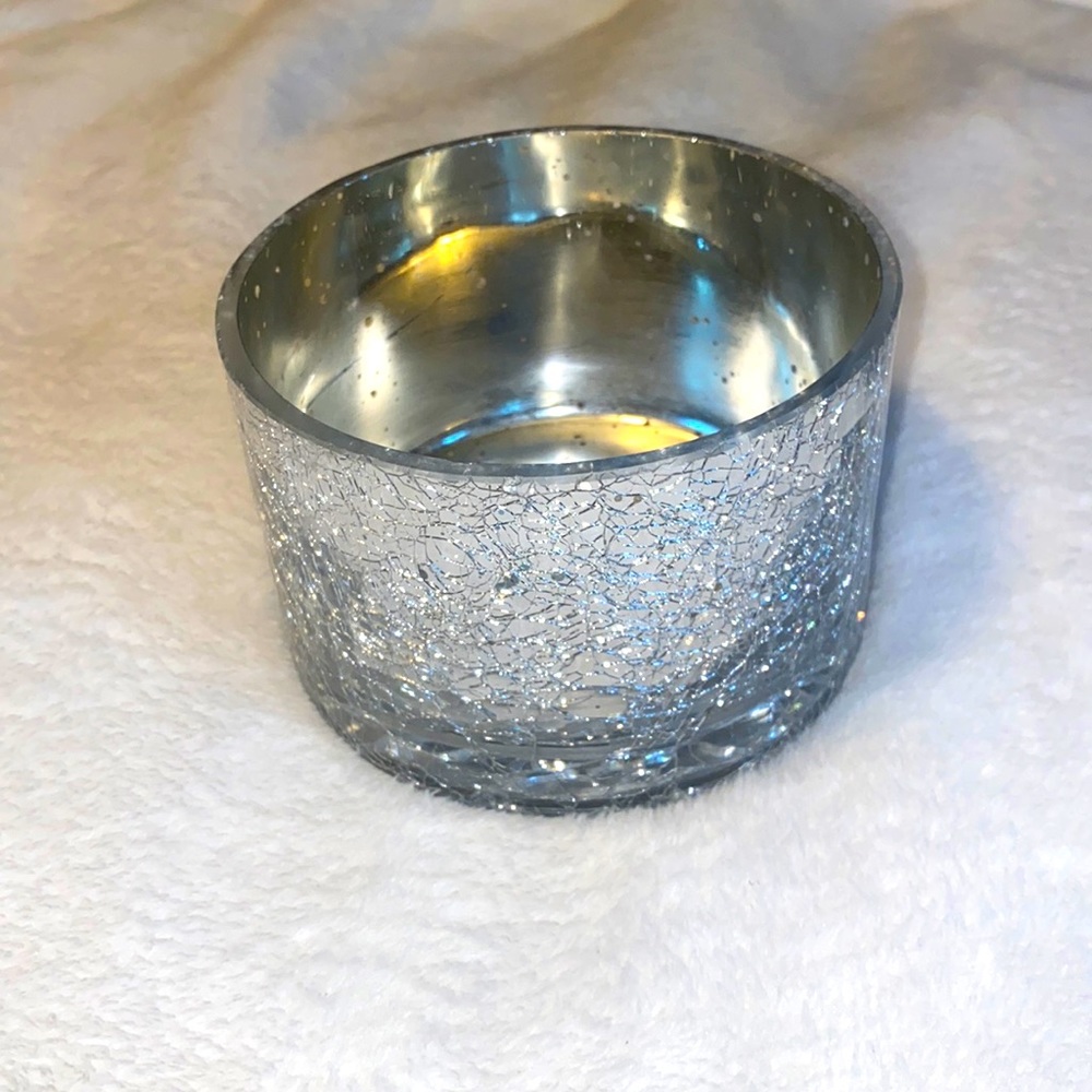 Empty candle vase